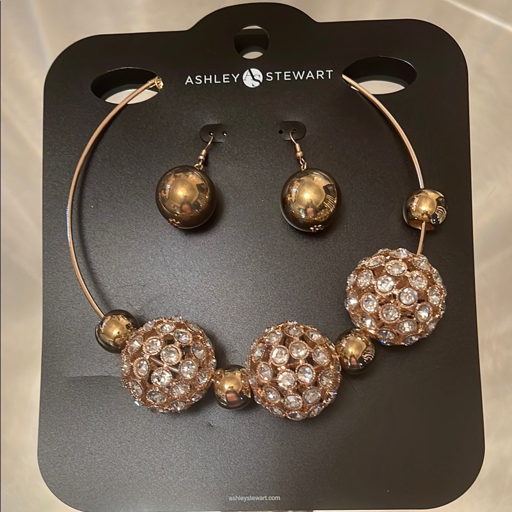 Ashley Stewart Gold and Silver Jewelry Set